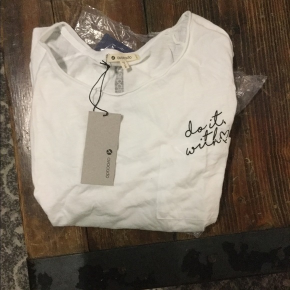 SOLD!!!!🏋🏽AVOCADO “do it with love” WORKOUT TEE - Picture 5 of 6